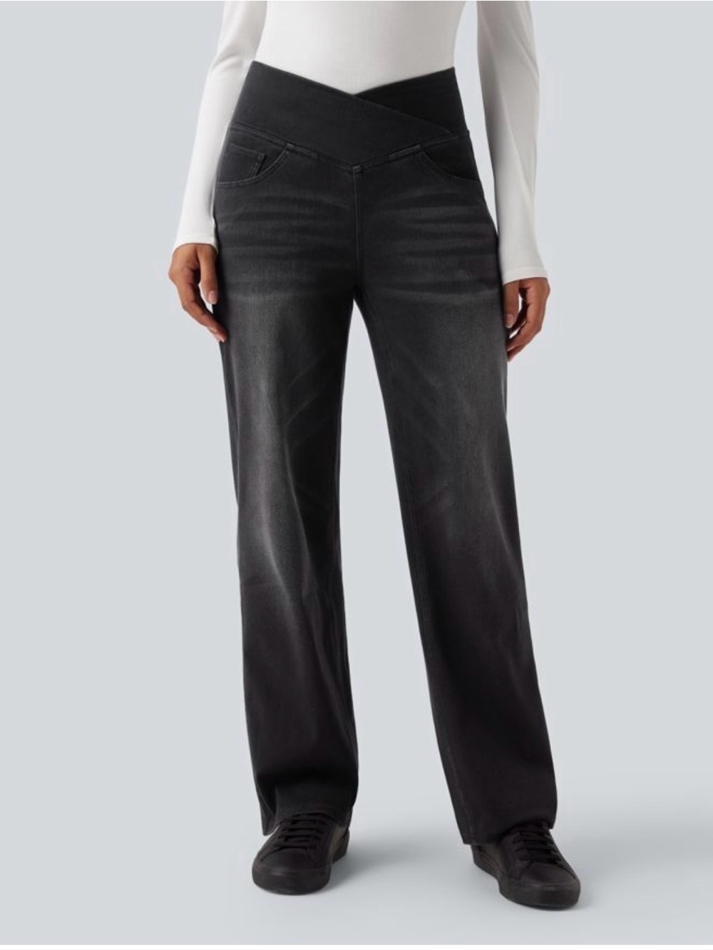 HALARA Flex Women's Crossover High Waist Tummy Control Straight Leg Jean Size M
